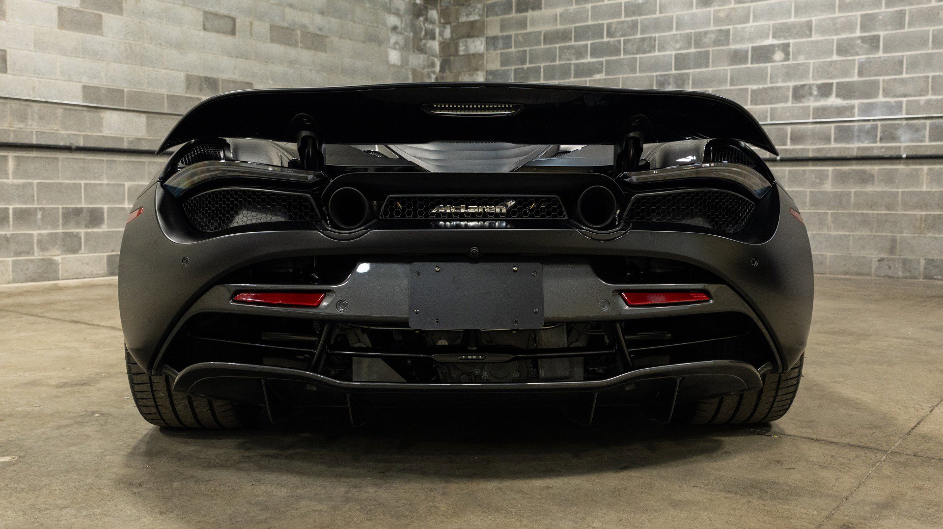 Used 2020 McLaren 720S Spider image 24