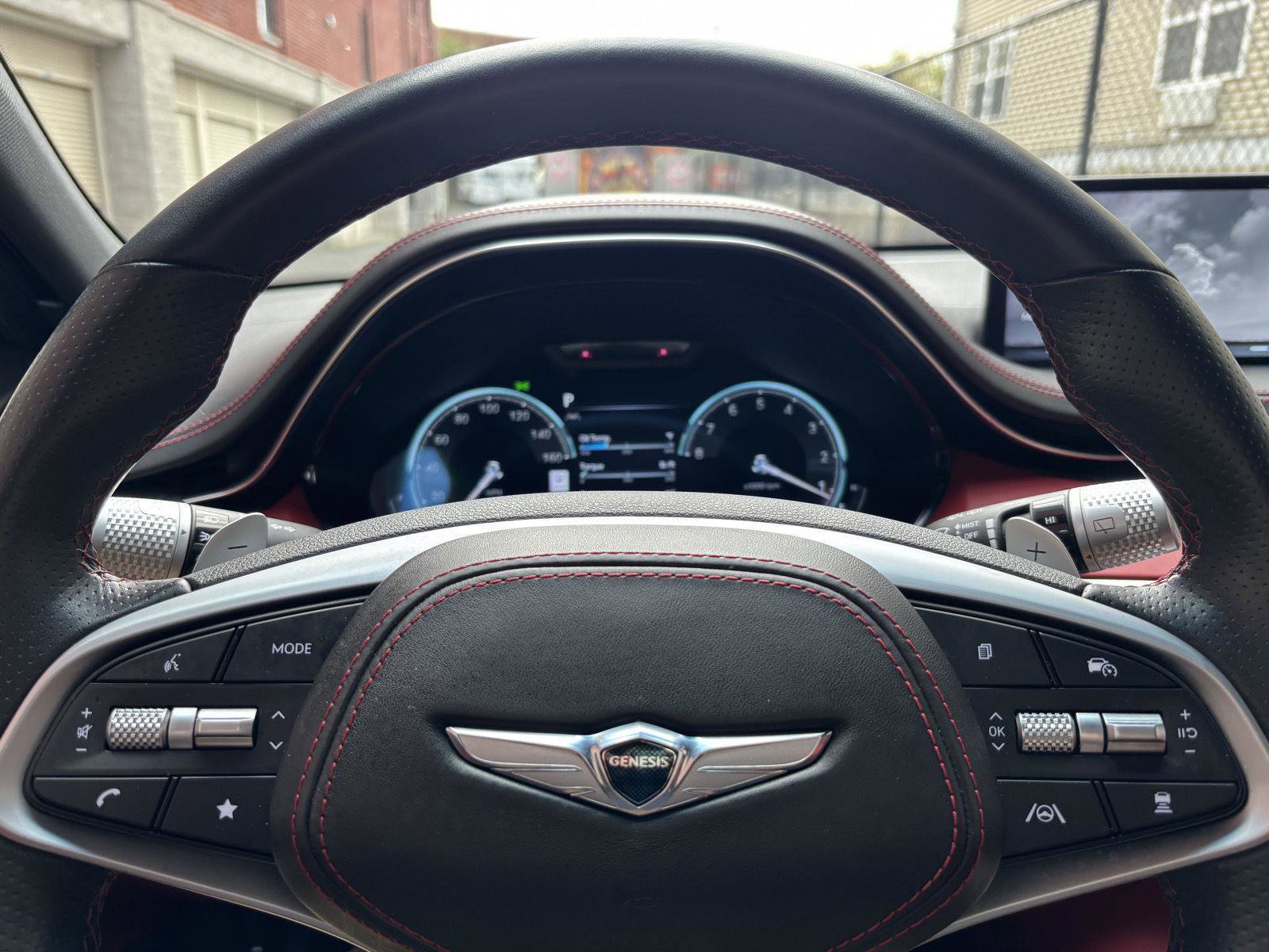 Used 2023 Genesis GV70 2.5T w/ Sport Prestige Package image 17