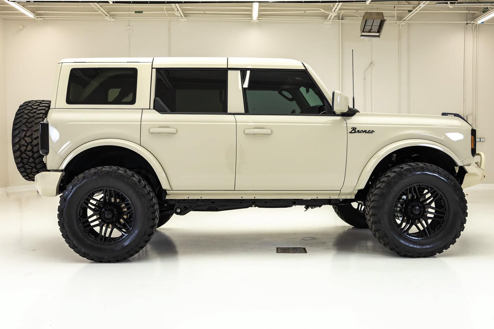 Used 2026 Ford Bronco Big Bend AWD/4WD image 10