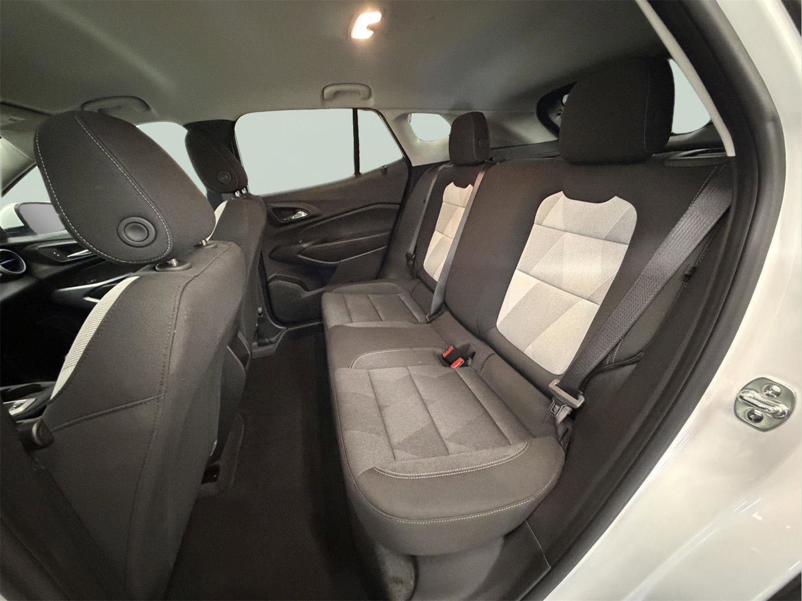 Certified 2025 Chevrolet Trax LS w/ LS Convenience Package image 25