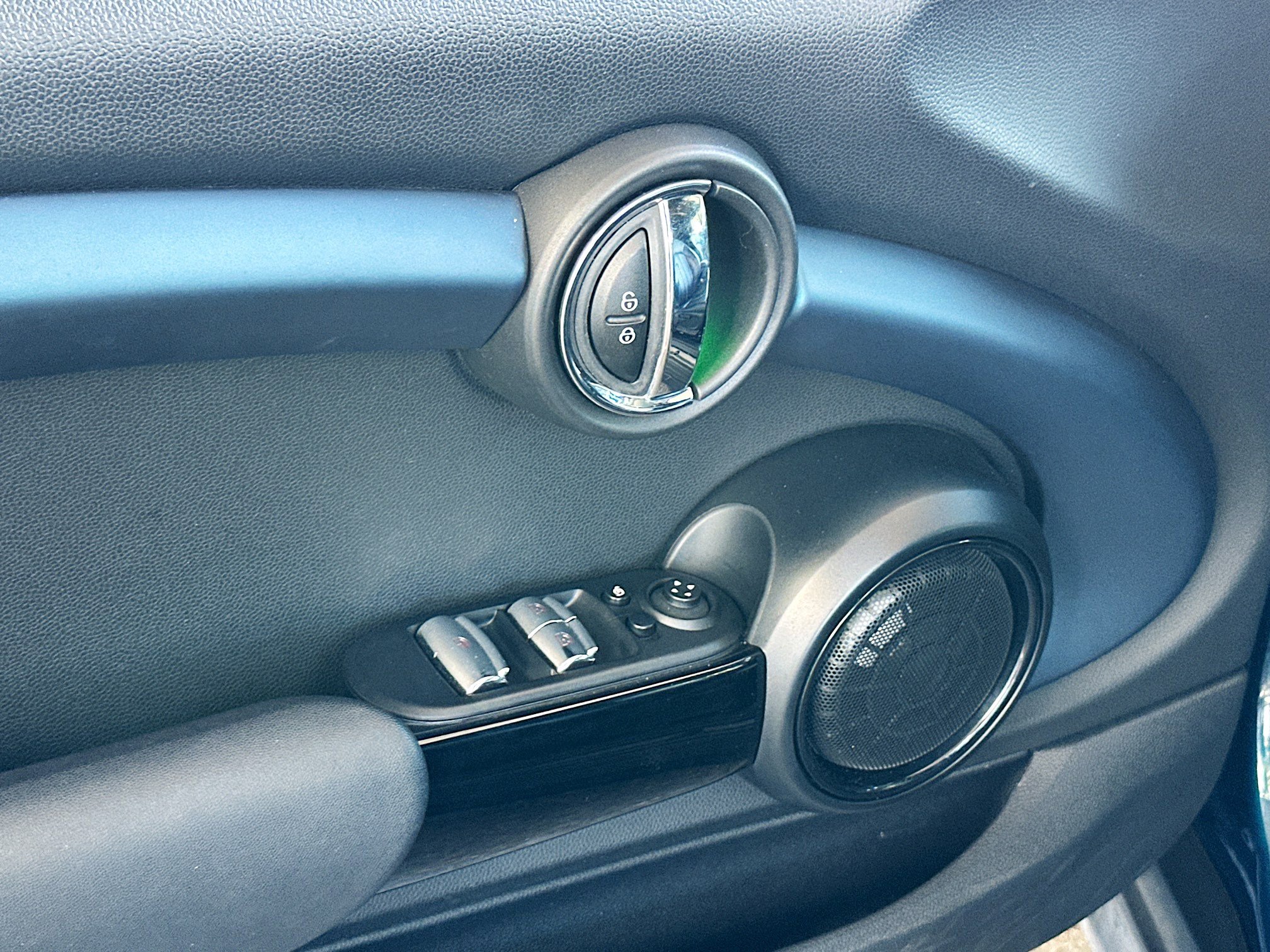 Used 2021 MINI Cooper S w/ Sidewalk Package image 18