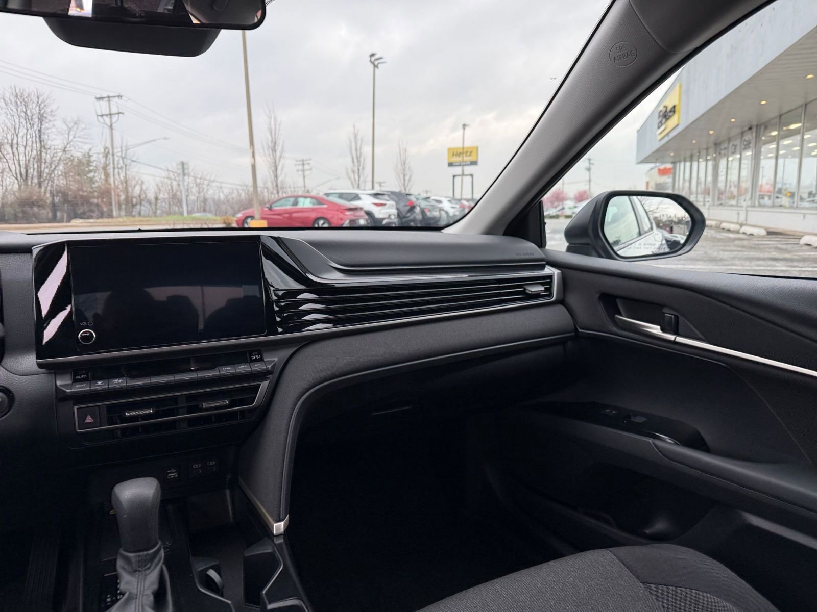 Used 2025 Toyota Camry LE image 35