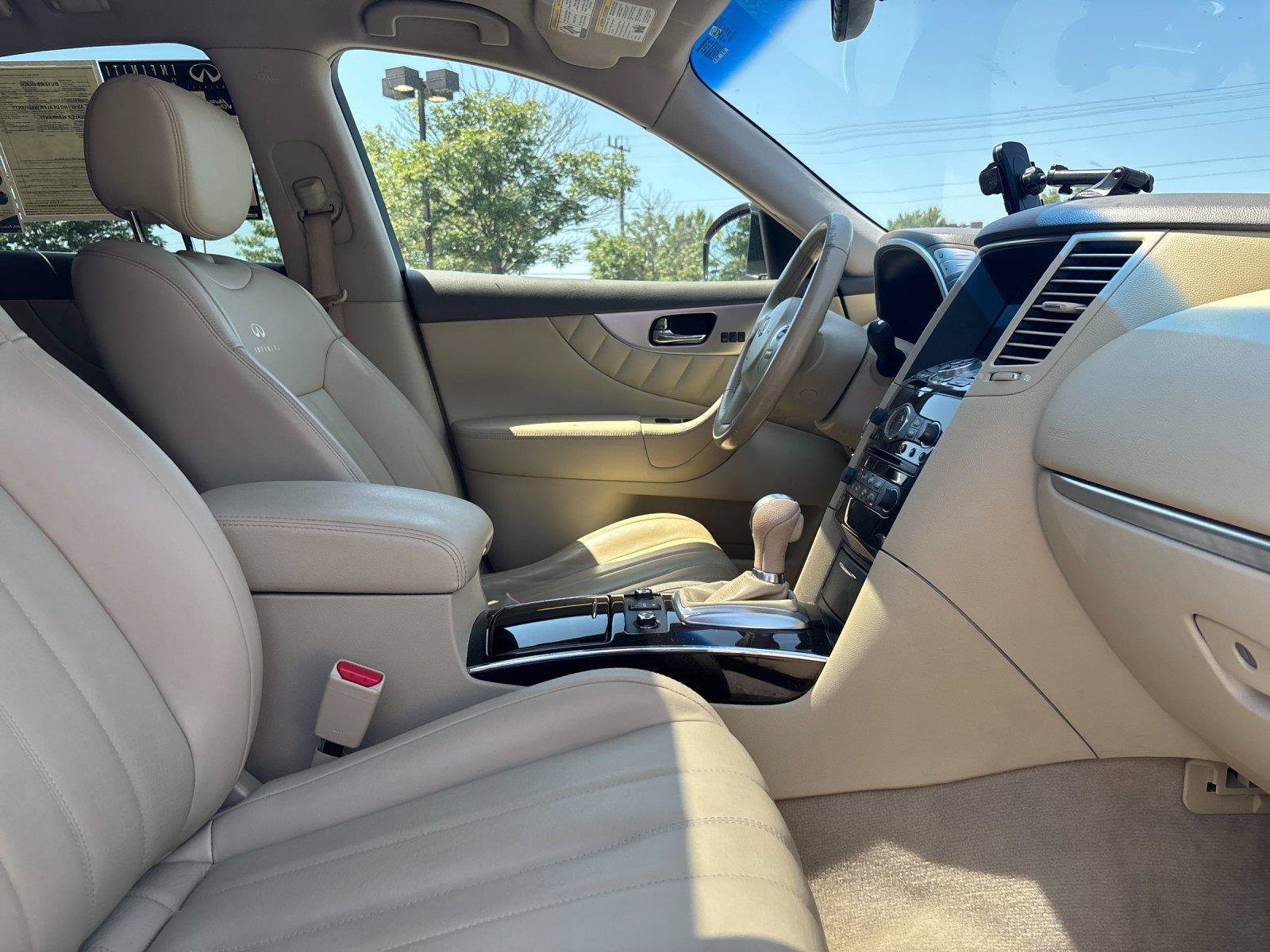 Used 2013 INFINITI FX37 AWD w/ Premium Pkg image 40