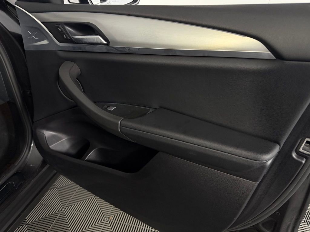 Used 2025 BMW X4 xDrive30i image 34