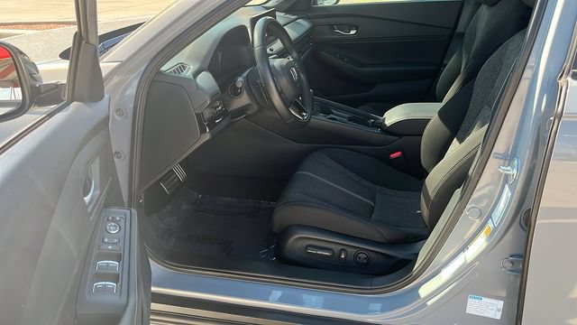 Used 2025 Honda Accord Sport image 18