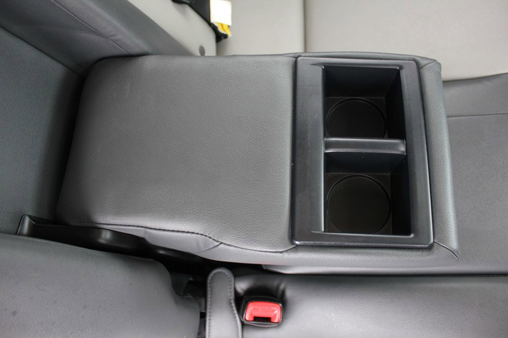 Used 2013 Toyota RAV4 Limited AWD/4WD image 40