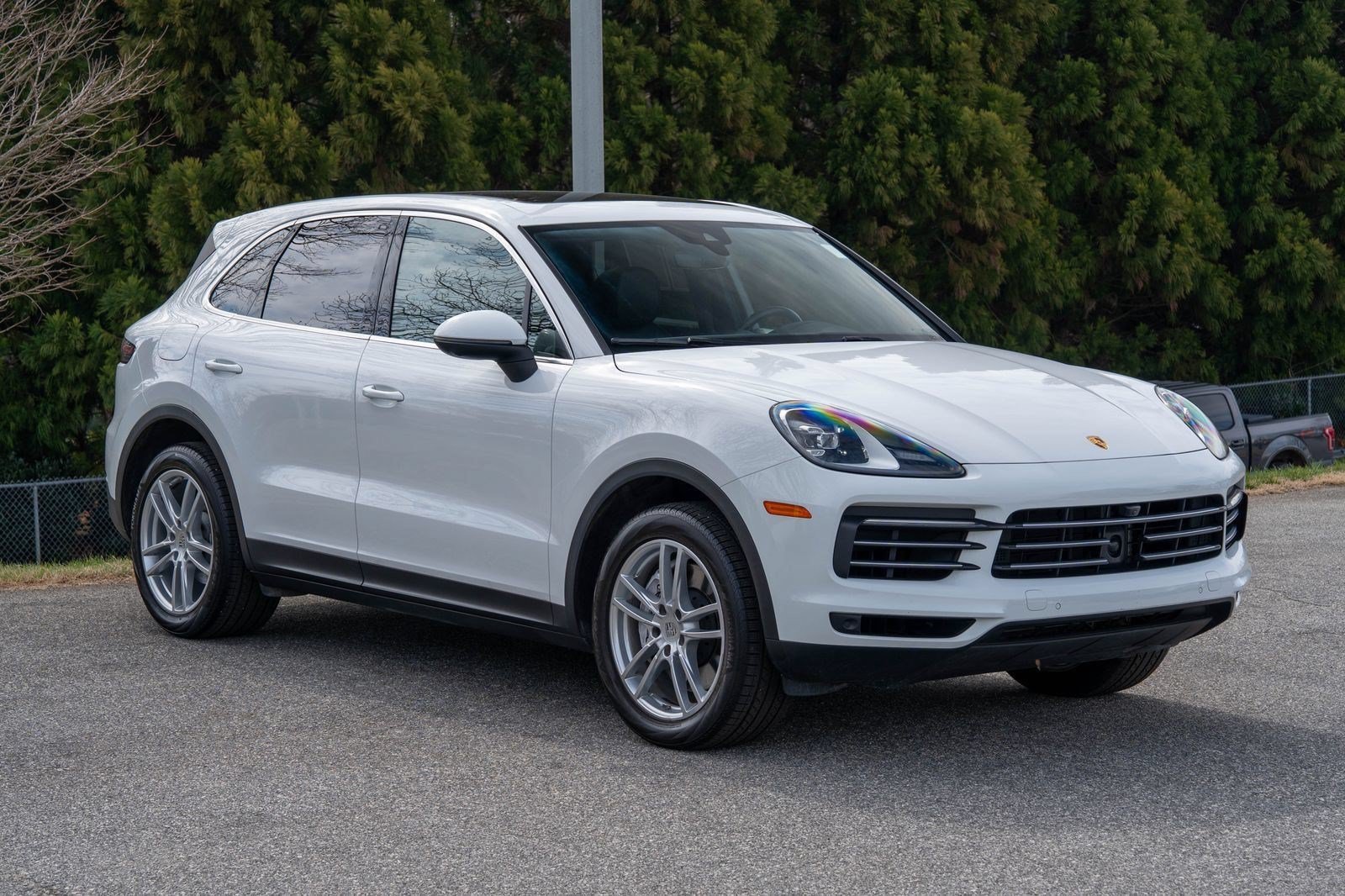 Certified 2023 Porsche Cayenne Platinum Edition AWD/4WD image 10