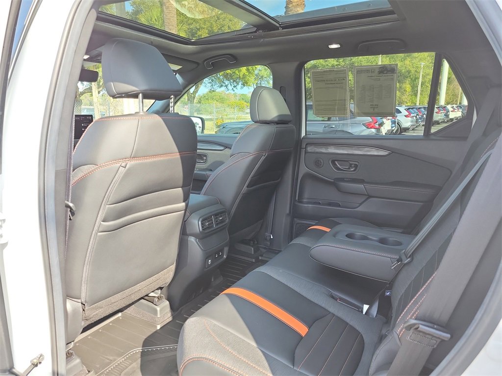 Certified 2026 Honda Passport TrailSport image 15