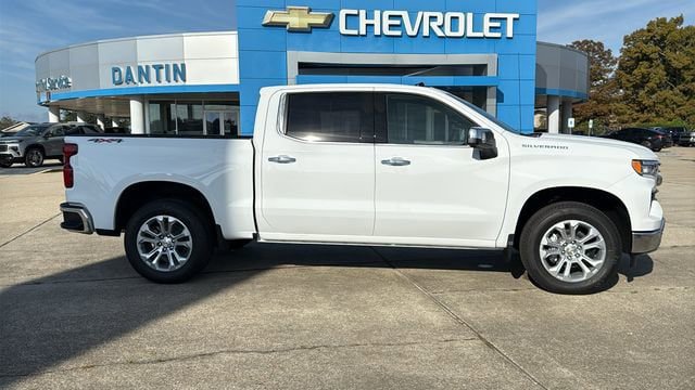 New 2026 Chevrolet Silverado 1500 LTZ w/ LTZ Premium Package AWD/4WD image 29