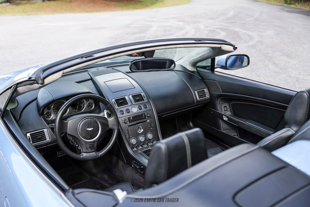 Used 2007 Aston Martin V8 Vantage Roadster RWD image 39