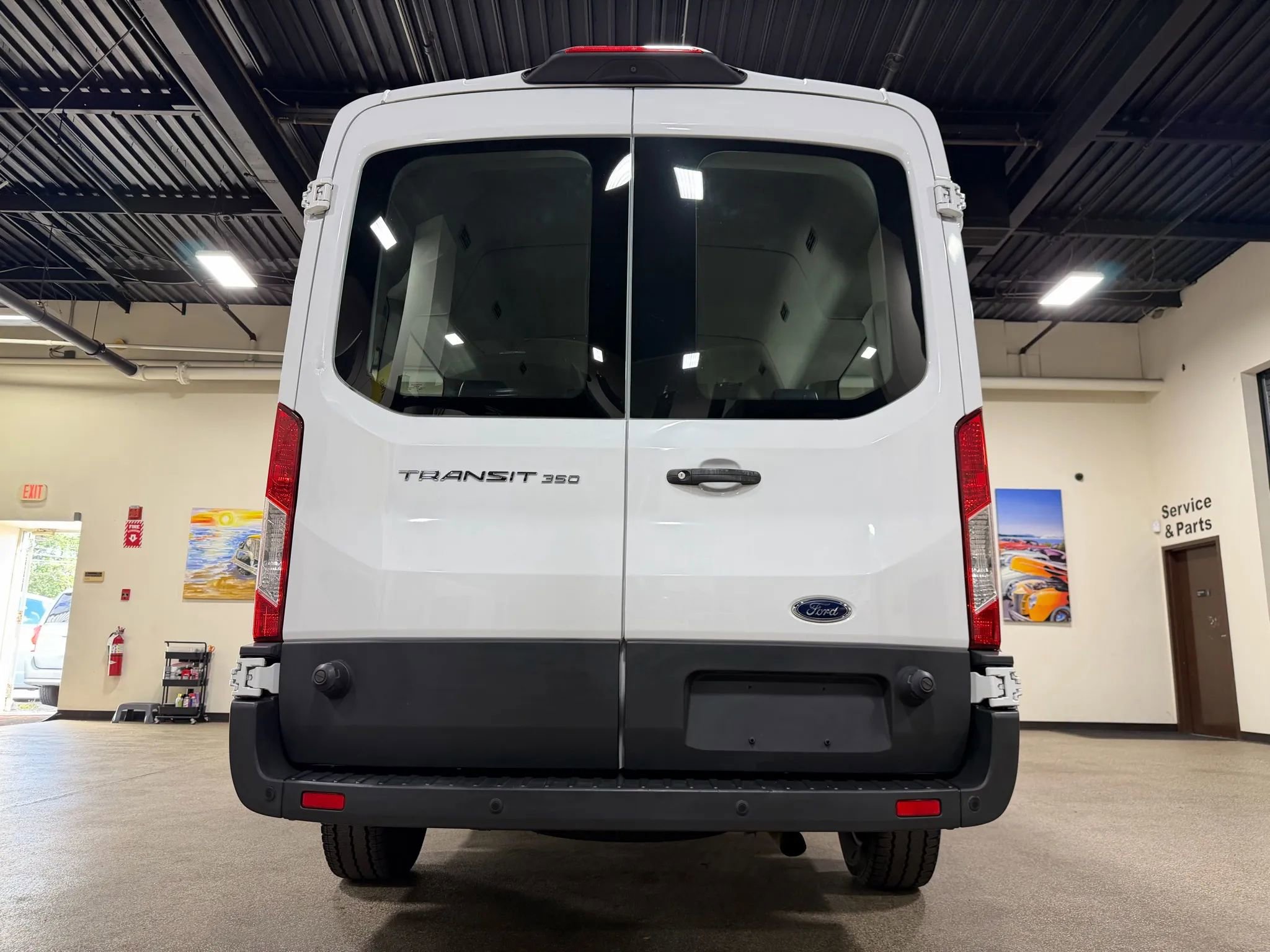 Used 2018 Ford Transit 350 XL image 22
