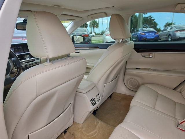 Used 2013 Lexus ES 350 w/ Luxury Pkg FWD image 11