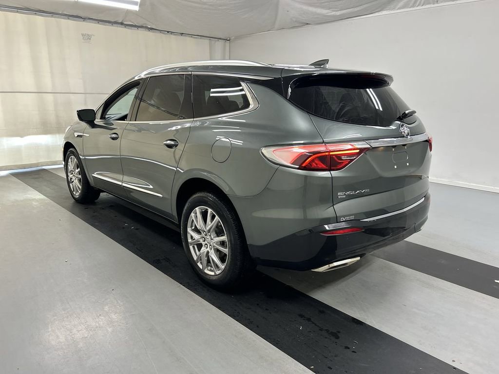 Used 2023 Buick Enclave Essence w/ Experience Buick Package AWD/4WD image 7