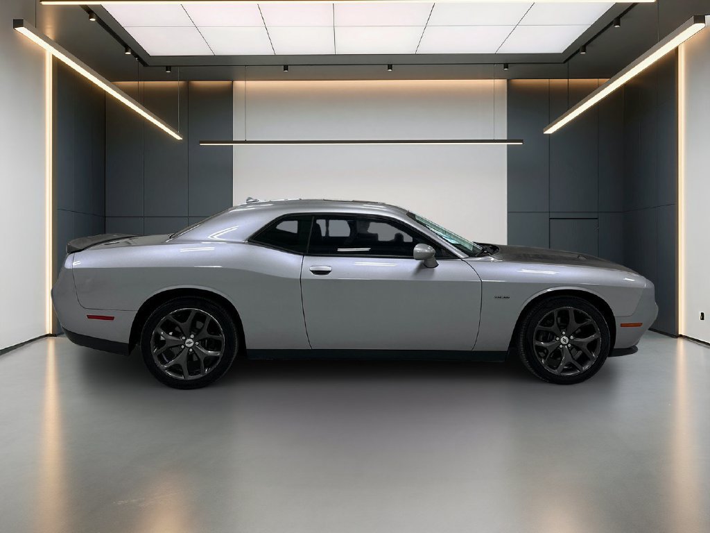 Used 2018 Dodge Challenger R/T Plus RWD image 7