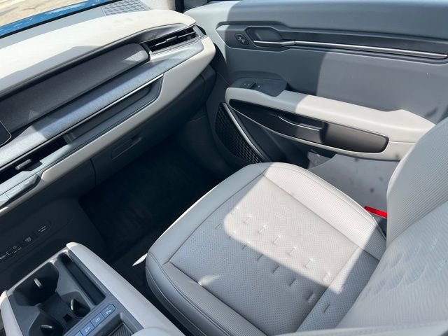 Certified 2025 Kia EV9 Wind AWD/4WD image 15