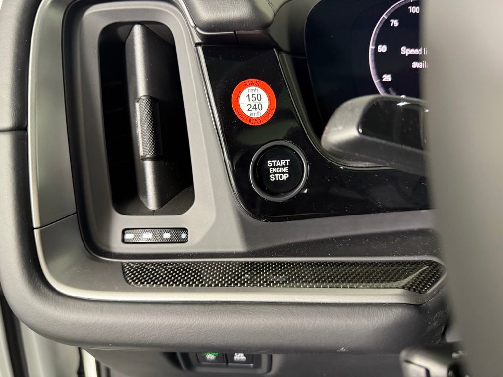 New 2025 Porsche Cayenne Turbo image 34