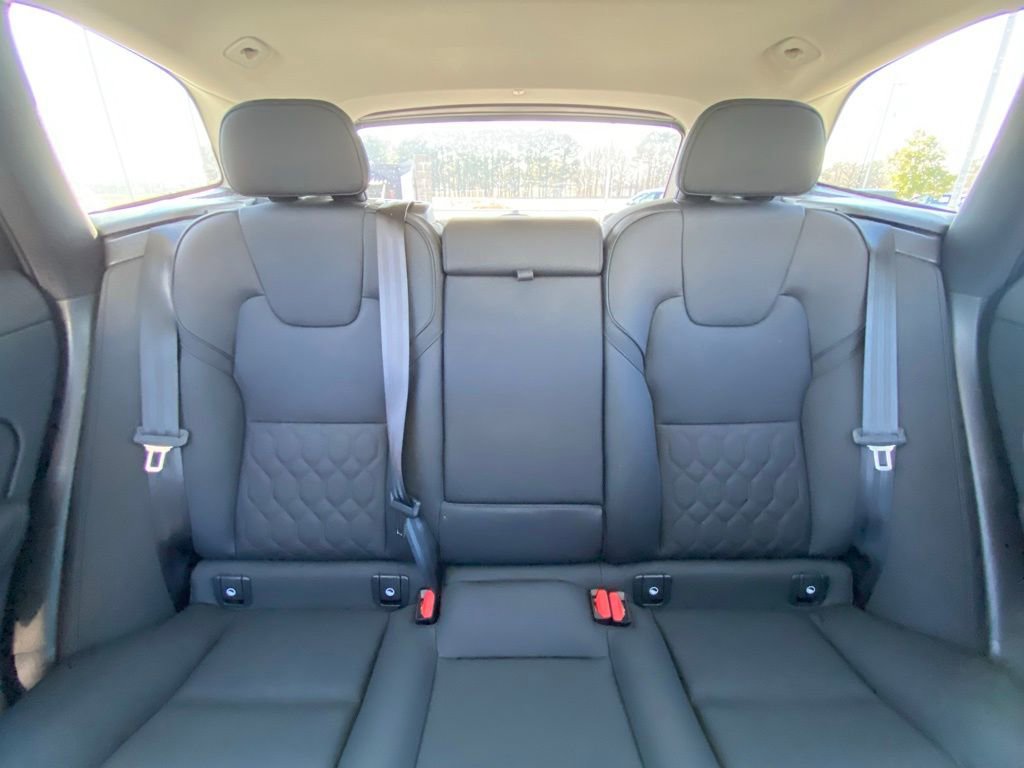 Used 2026 Volvo XC60 B5 Core w/ Protection Package Premier image 30