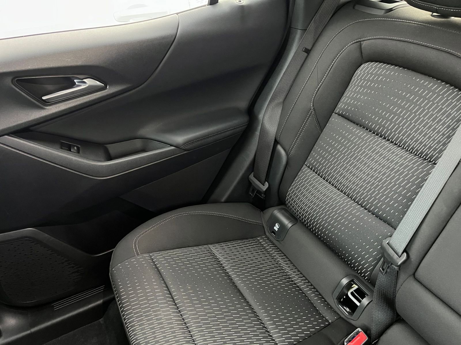 Used 2025 Chevrolet Equinox LT image 39