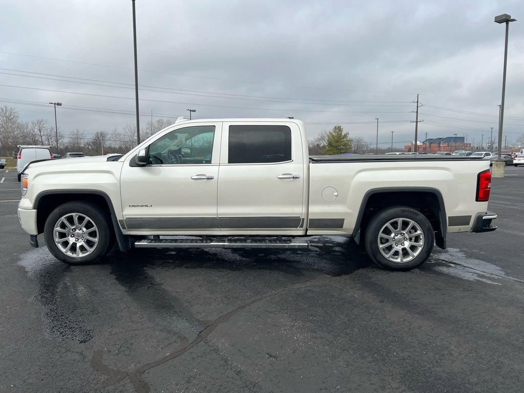 Used 2015 GMC Sierra 1500 Denali w/ Driver Alert Package image 3