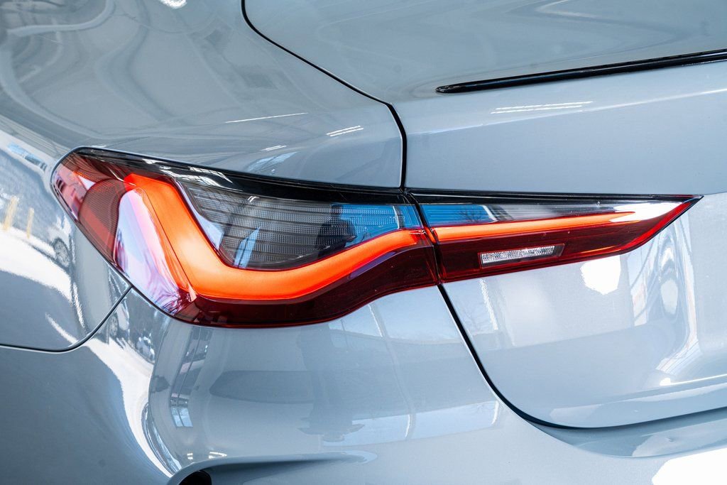 Used 2023 BMW M440i Coupe w/ Premium Package image 23