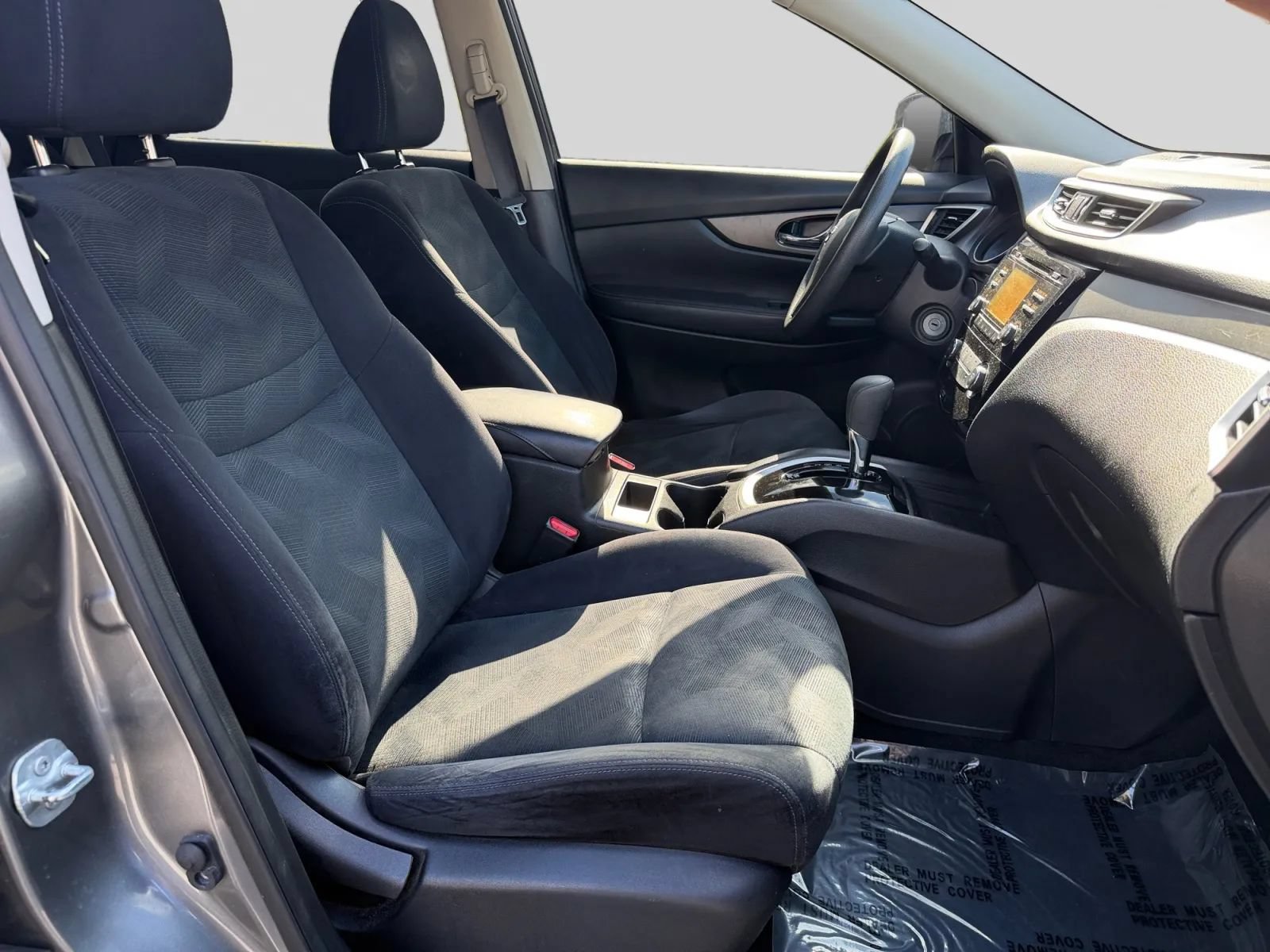 Used 2016 Nissan Rogue S FWD image 15