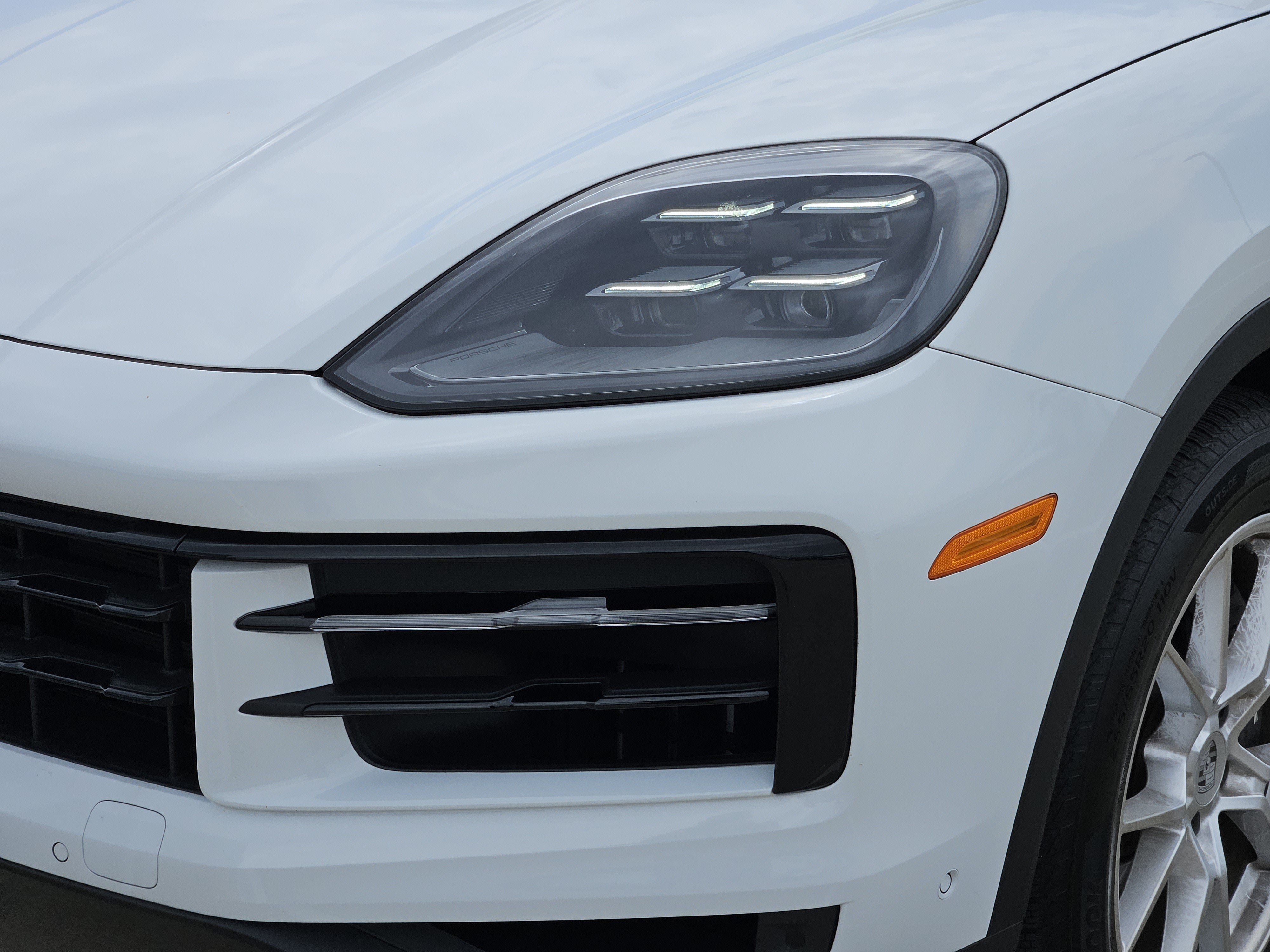 Certified 2026 Porsche Cayenne AWD/4WD image 12