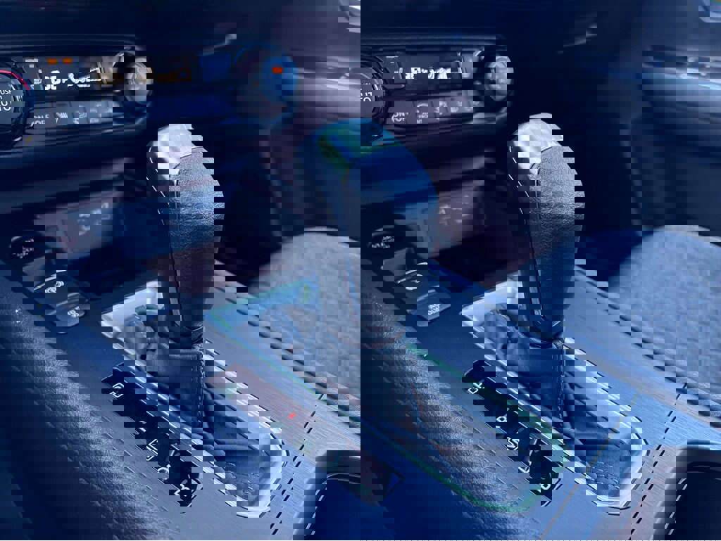 New 2026 Nissan Kicks SV w/ SV Premium Package image 19