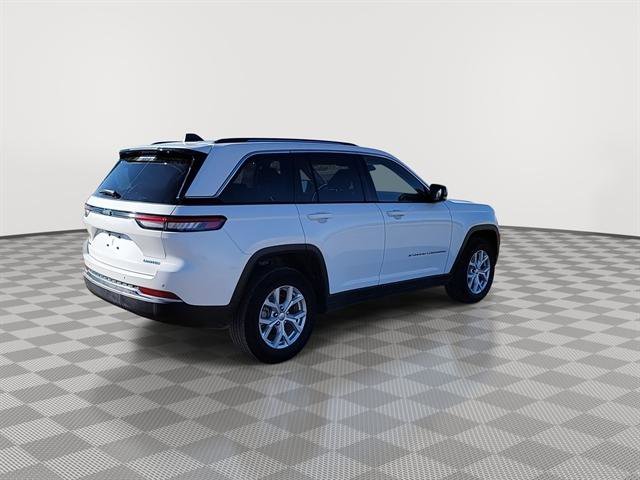 Used 2023 Jeep Grand Cherokee Limited image 8