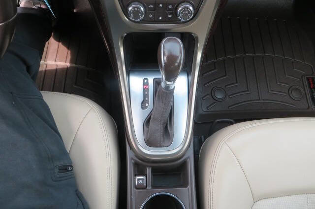 Used 2014 Buick Verano FWD image 22