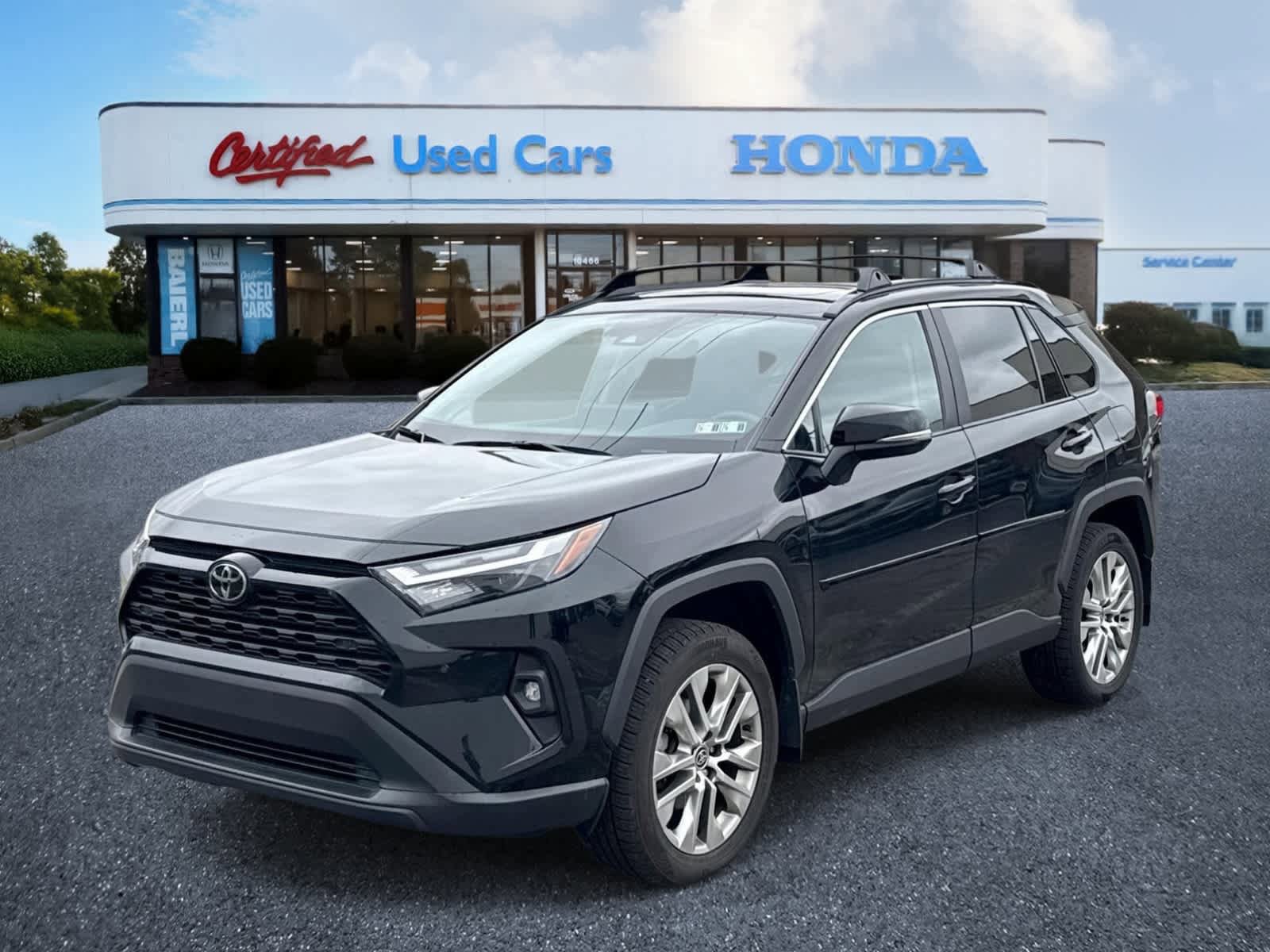 Used 2024 Toyota RAV4 XLE Premium w/ Weather Package