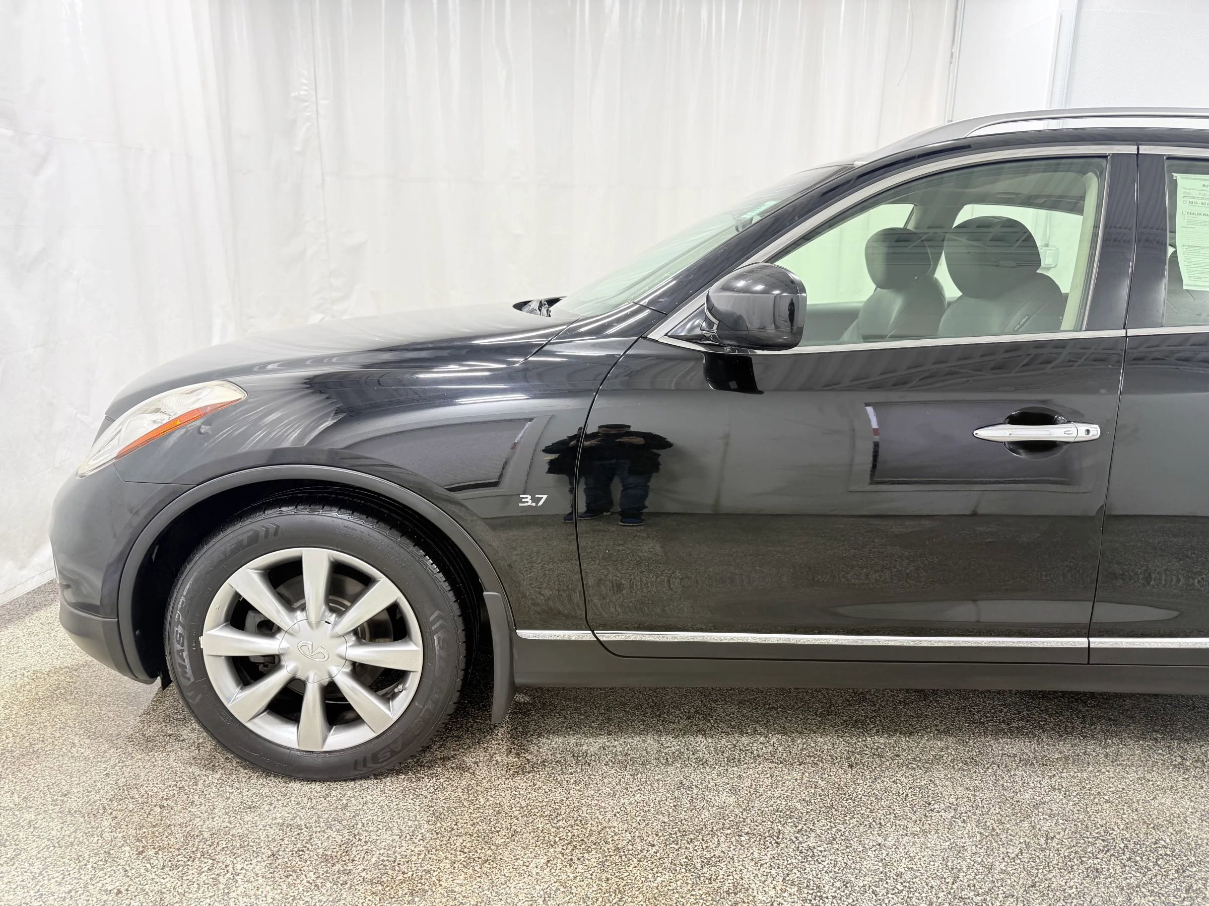 Used 2015 INFINITI QX50 Journey image 4