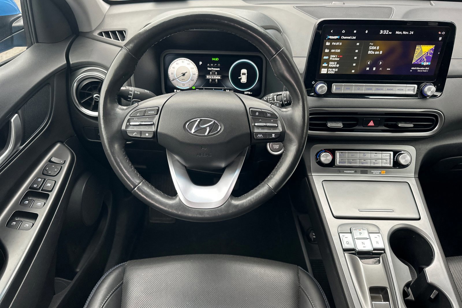 Used 2023 Hyundai Kona Limited w/ Cargo Package image 14