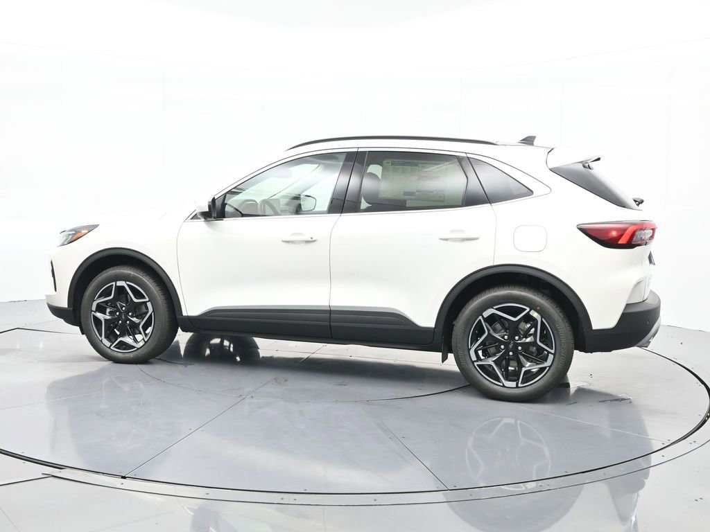 New 2026 Ford Escape Platinum w/ Premium Technology Package image 10