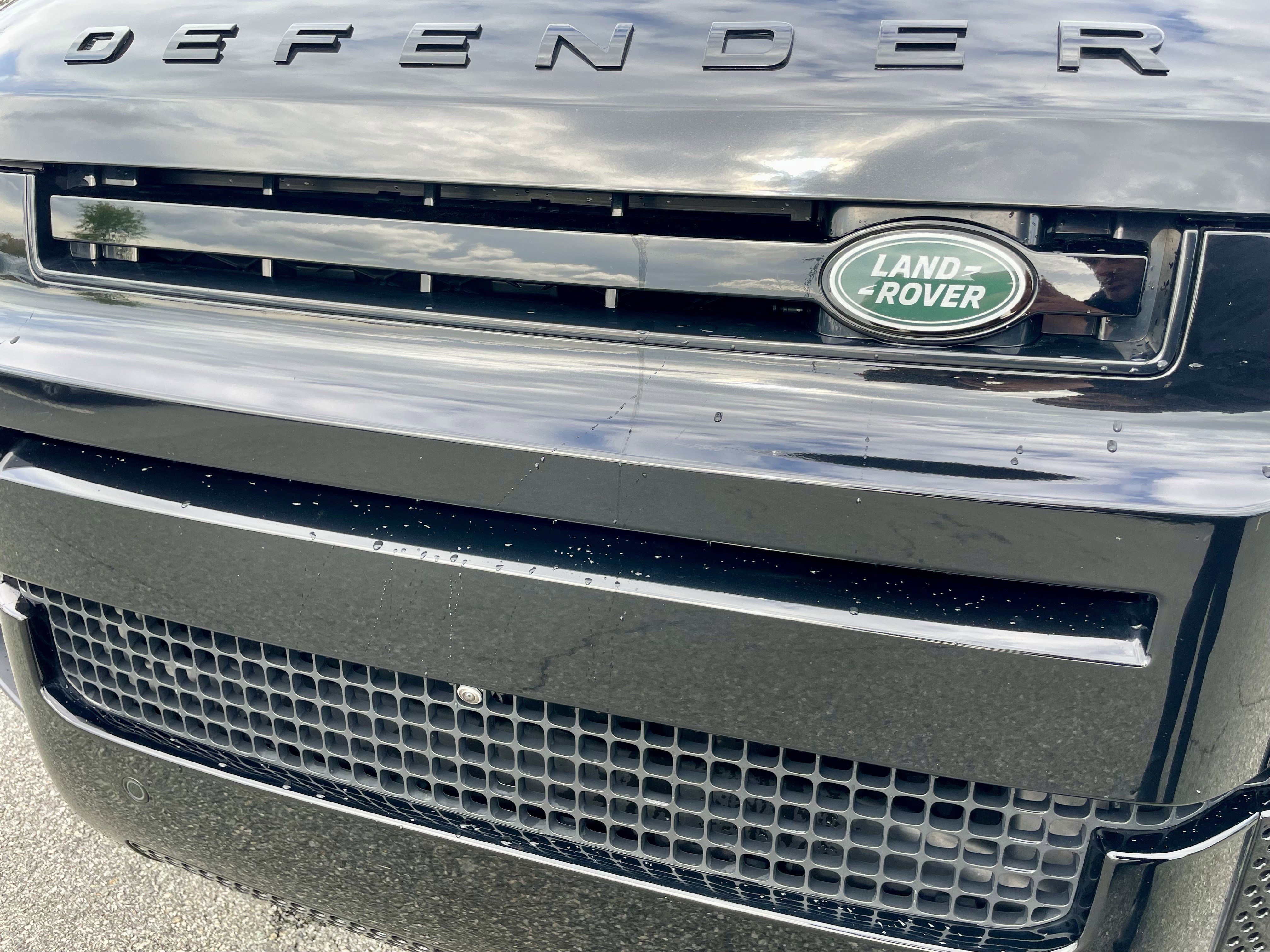 Used 2024 Land Rover Defender 110 S image 34