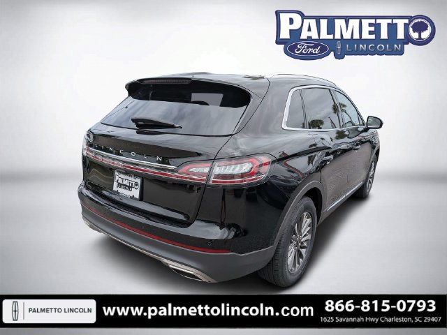 Certified 2023 Lincoln Nautilus FWD w/ Premium Package image 3