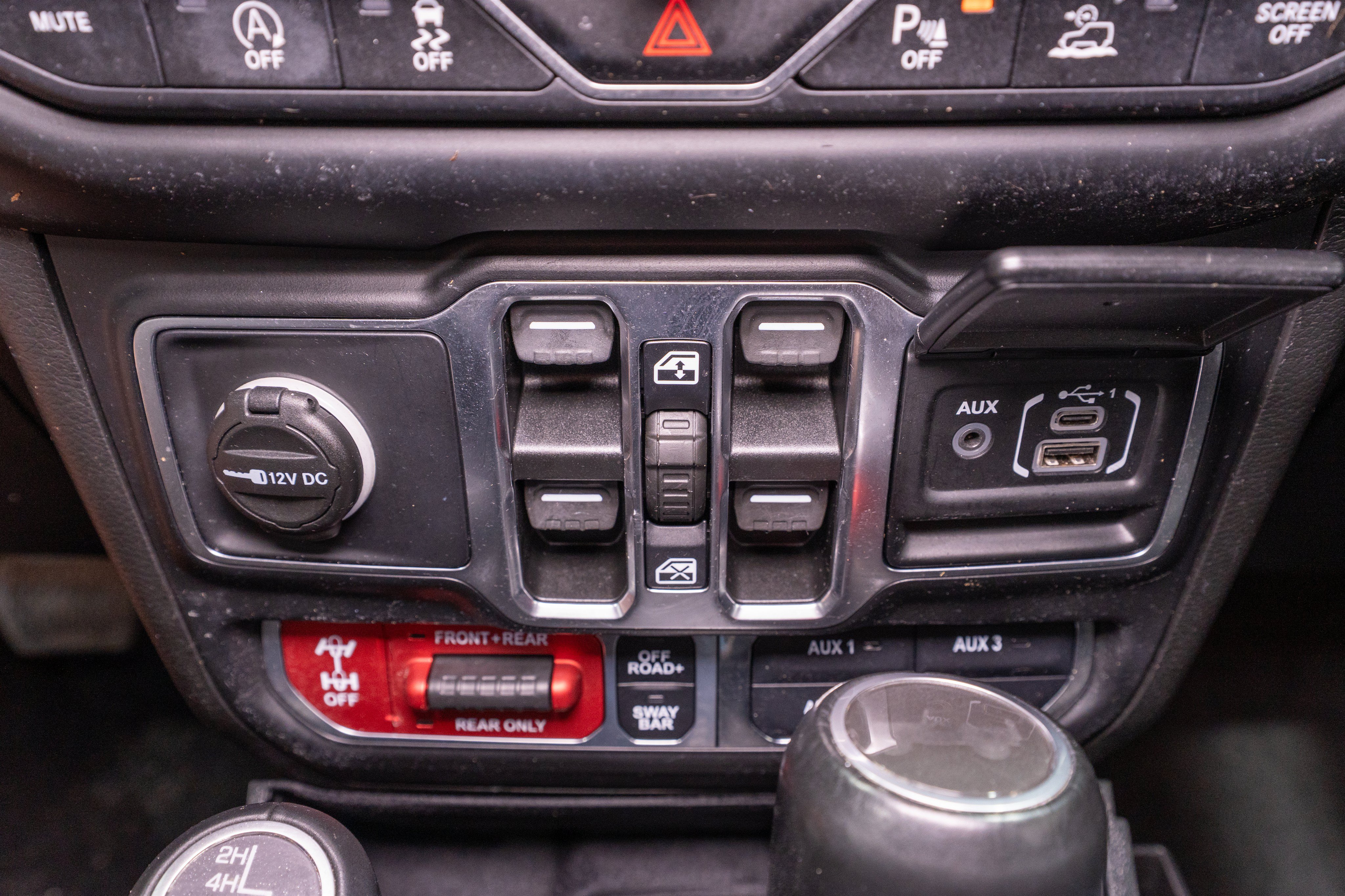 Used 2021 Jeep Wrangler Unlimited Rubicon AWD/4WD image 23