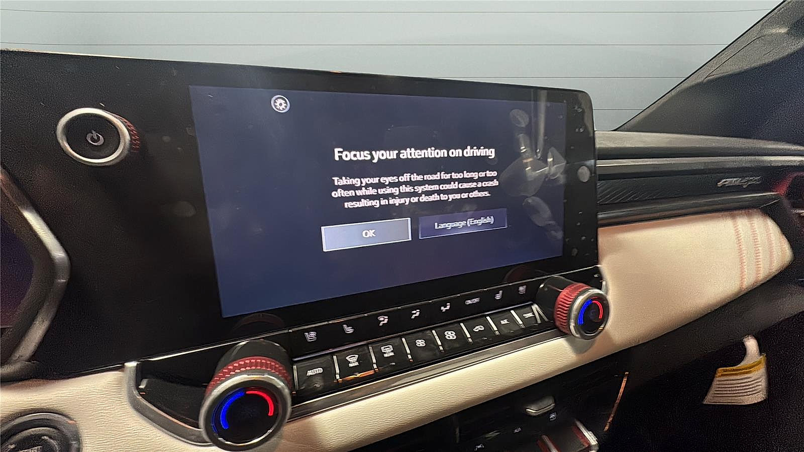 New 2025 GMC Canyon AT4 w/ AT4X AEV Edition AWD/4WD image 18