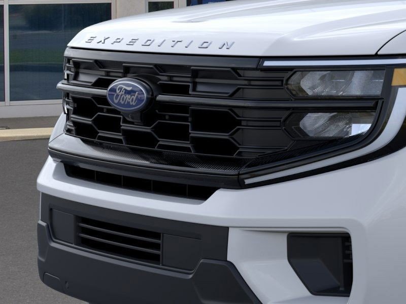 New 2025 Ford Expedition Active image 18