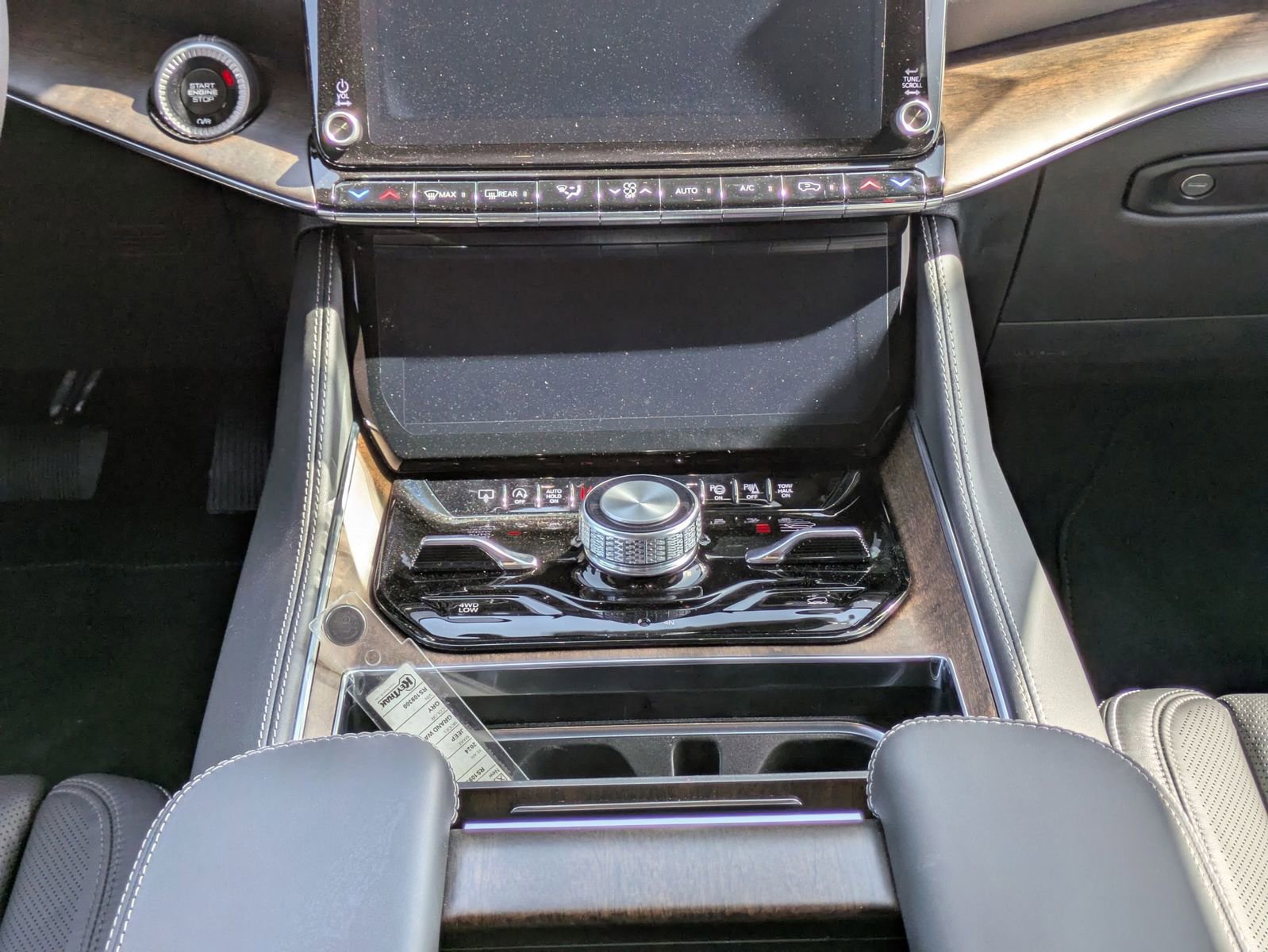 New 2024 Jeep Grand Wagoneer Series I image 18