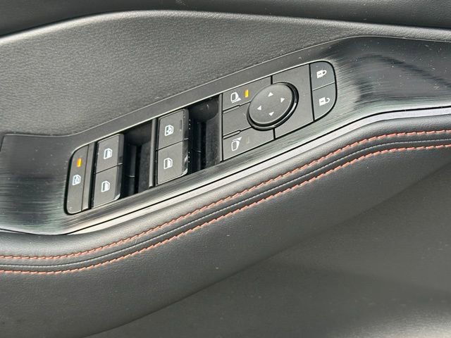 Certified 2025 Nissan Rogue SV AWD/4WD image 24