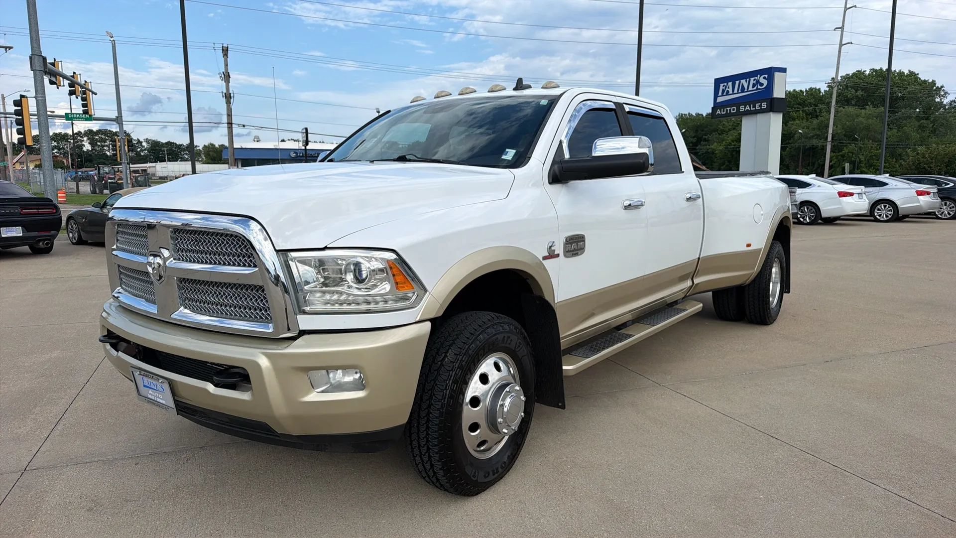 Used 2015 RAM 3500 Laramie Longhorn w/ Convenience Group AWD/4WD image 3