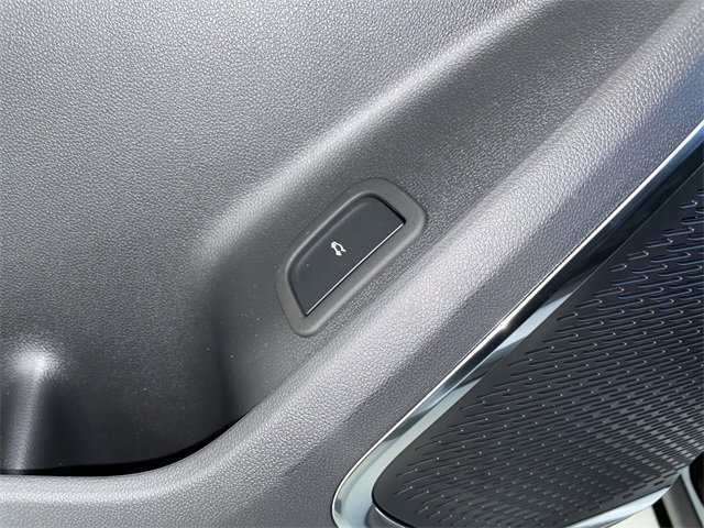 New 2026 Chevrolet Traverse RS image 28