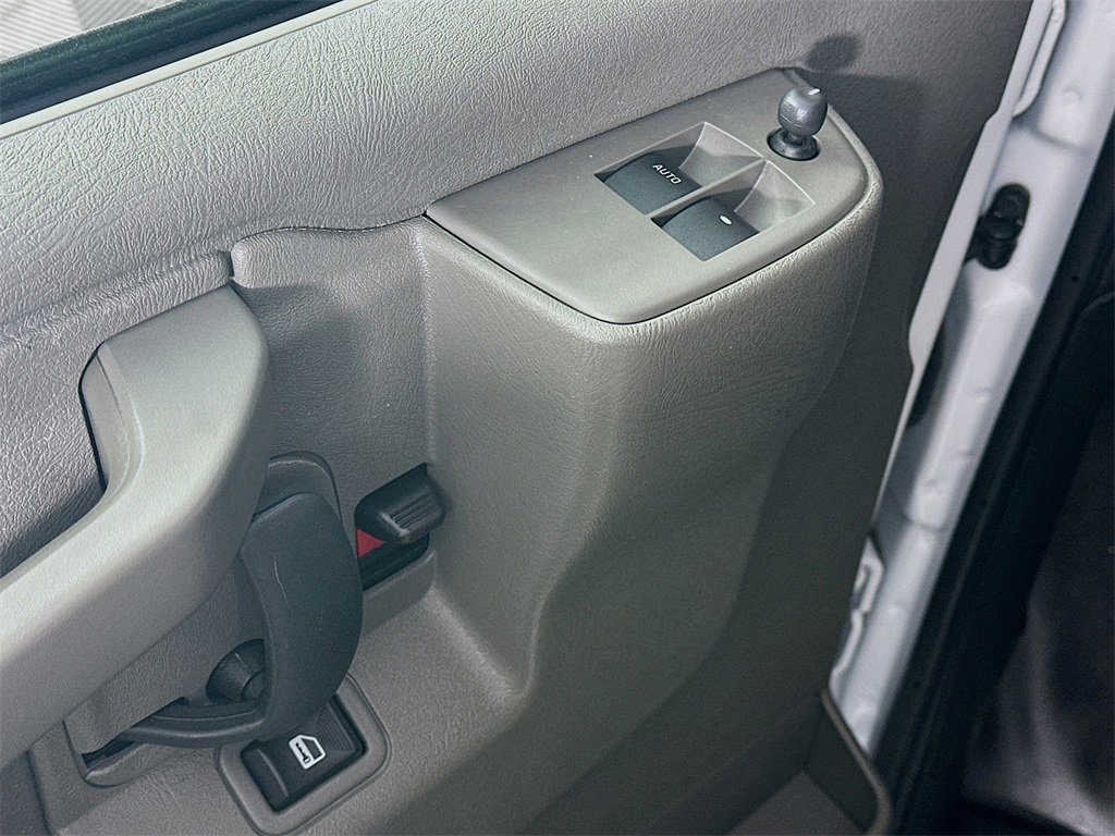 Used 2024 Chevrolet Express 2500 Work Van w/ Driver Convenience Package image 20