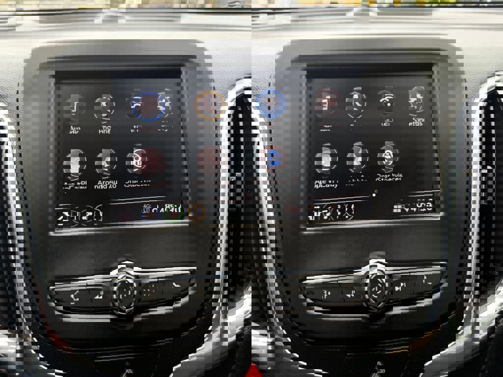 Used 2021 Chevrolet Equinox LT image 16