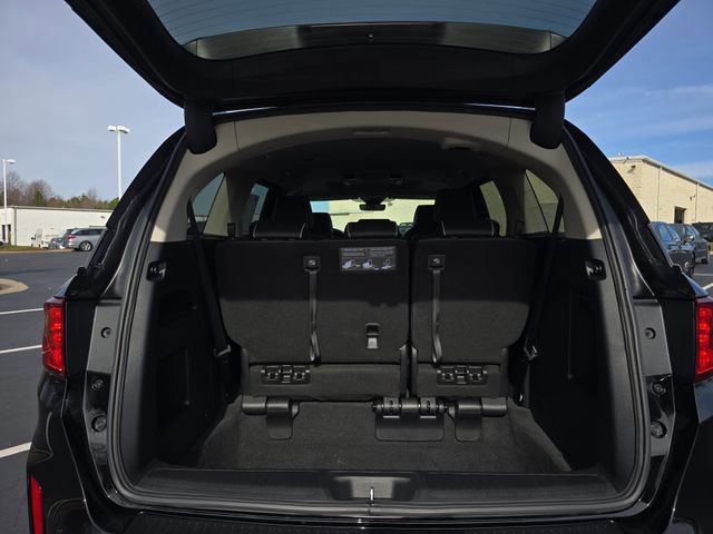 New 2026 Honda Odyssey Touring image 12