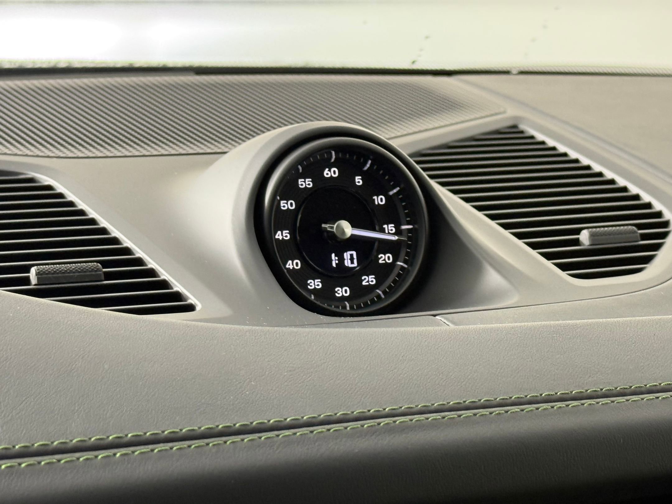 New 2026 Porsche Cayenne S image 24