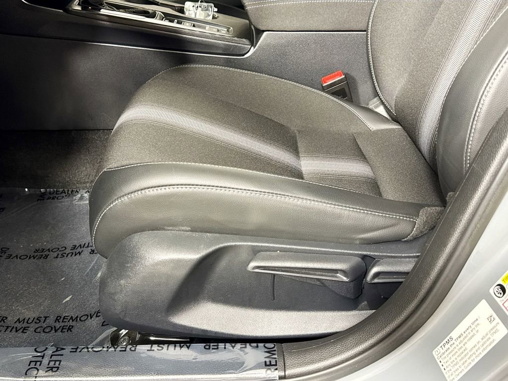 Used 2025 Honda Civic Sport image 21