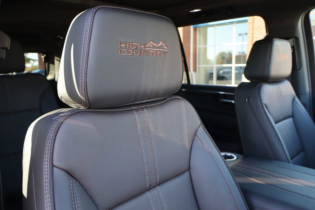 New 2026 Chevrolet Suburban High Country image 58