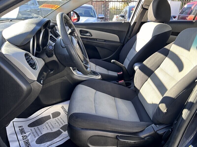 Used 2016 Chevrolet Cruze LS FWD image 37