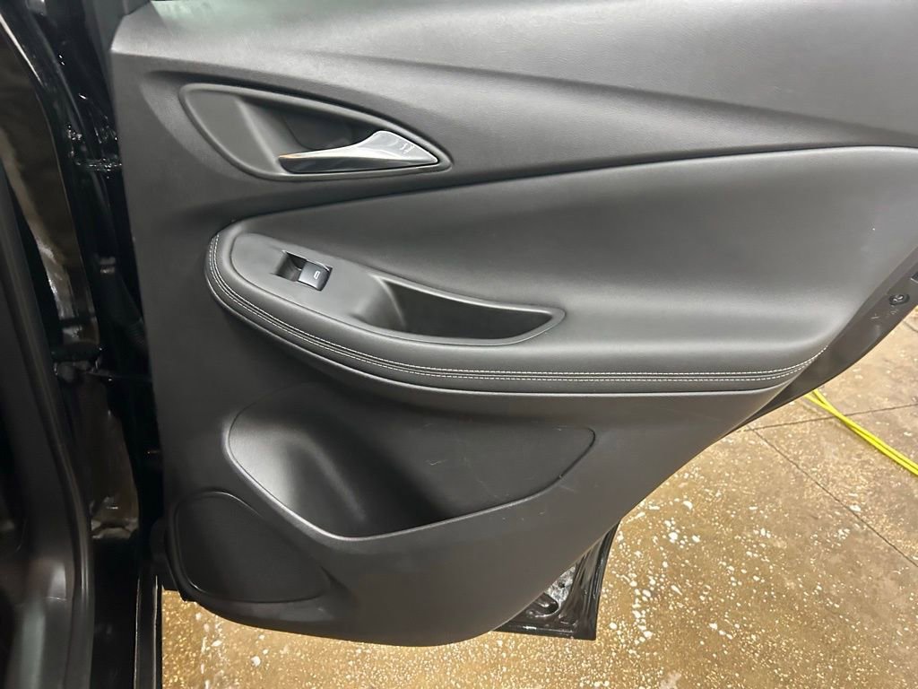 Certified 2023 Buick Encore GX Preferred w/ Cold Weather Comfort Package image 29